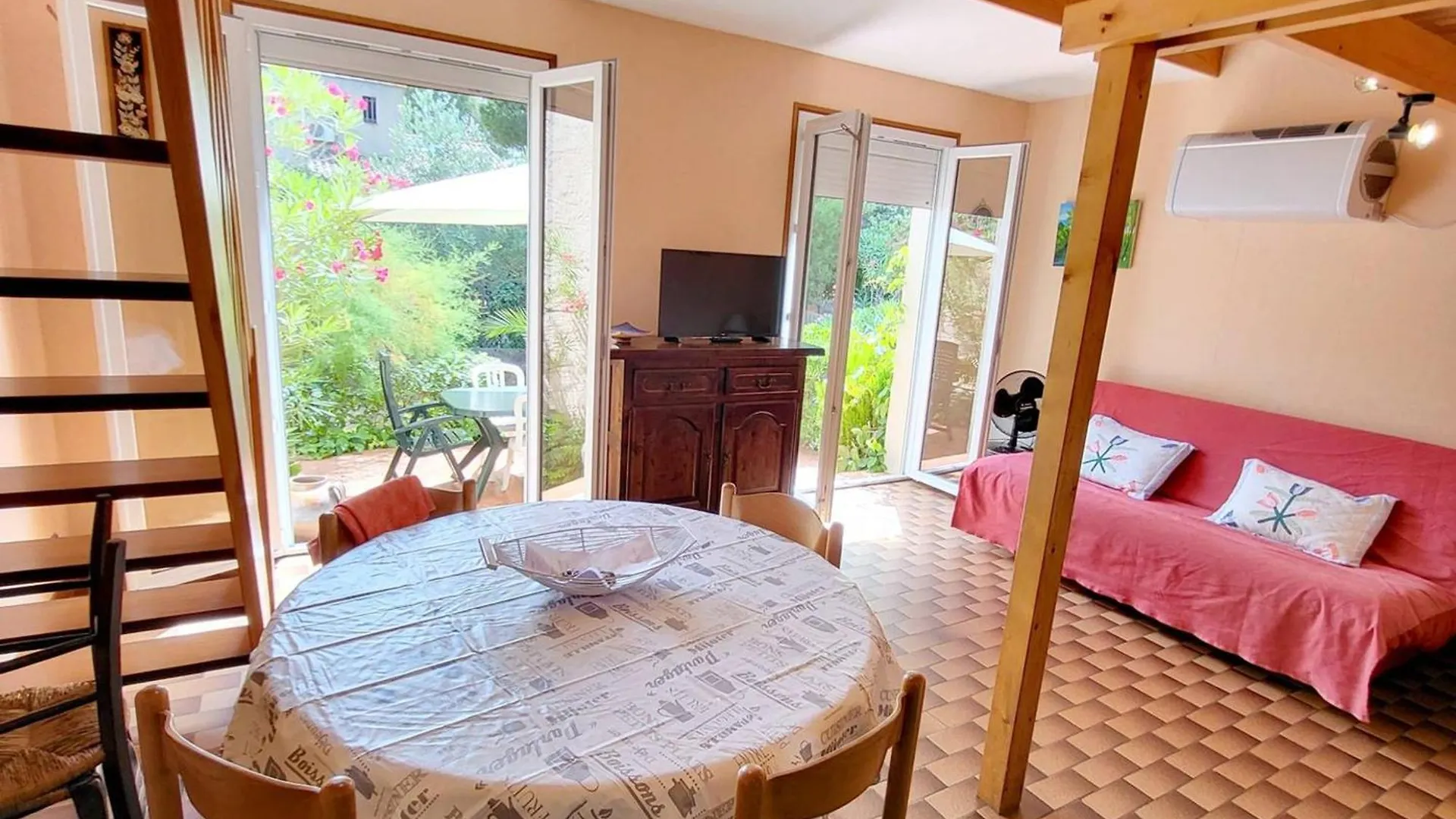 Maison T3 Climatisee Avec Jardin, Garage Privatif Et Terrasse A 900 M Des Plages - Animaux Admis - Fr-1-316-272 Six-Fours-les-Plages Franciaország
