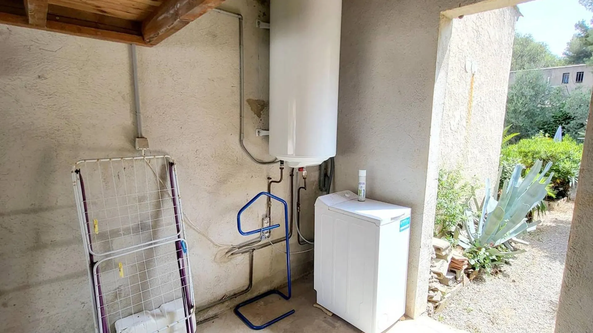 Maison T3 Climatisee Avec Jardin, Garage Privatif Et Terrasse A 900 M Des Plages - Animaux Admis - Fr-1-316-272 Six-Fours-les-Plages 0*,  Franciaország