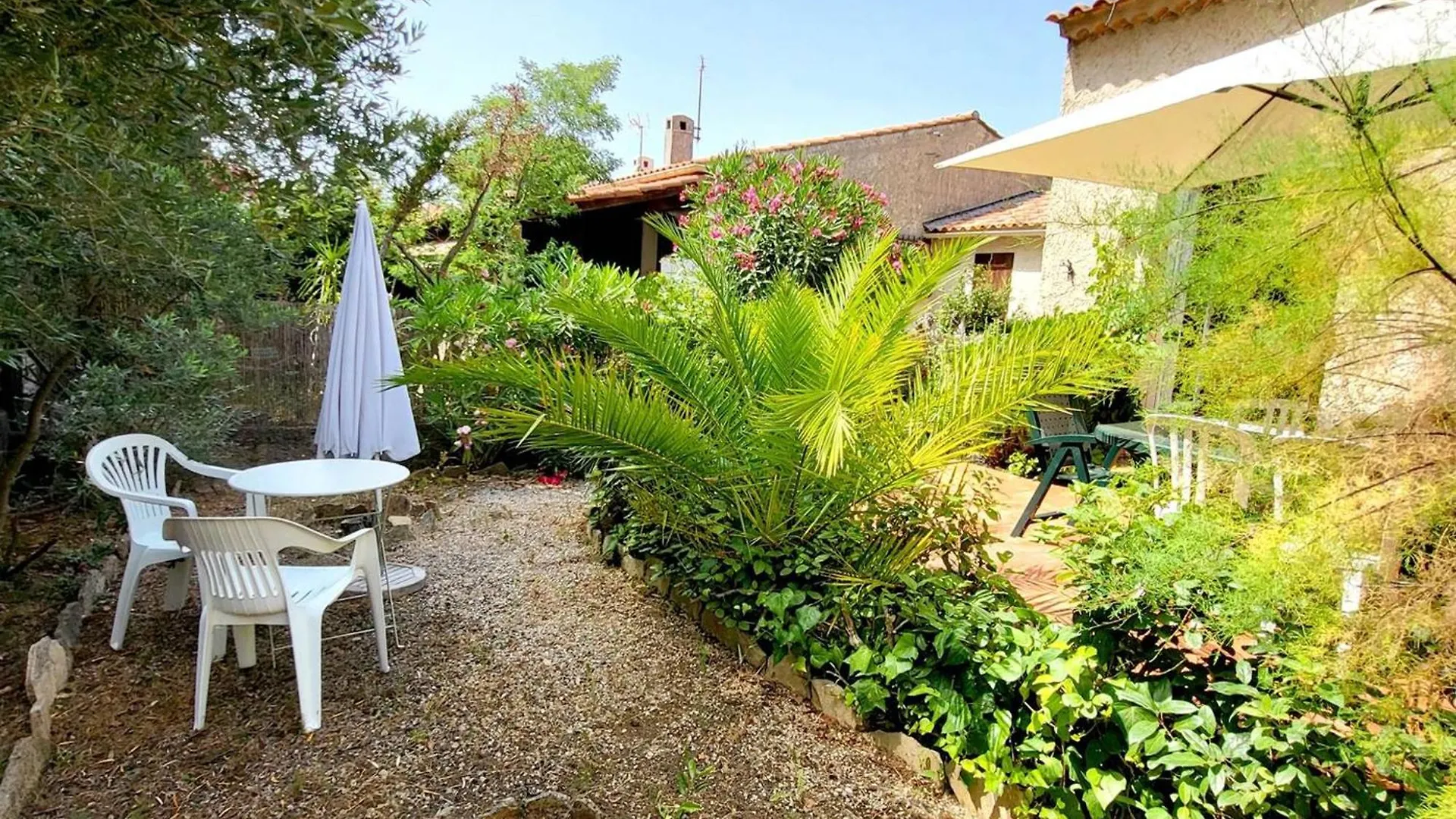 Maison T3 Climatisee Avec Jardin, Garage Privatif Et Terrasse A 900 M Des Plages - Animaux Admis - Fr-1-316-272 Six-Fours-les-Plages Nyaraló
