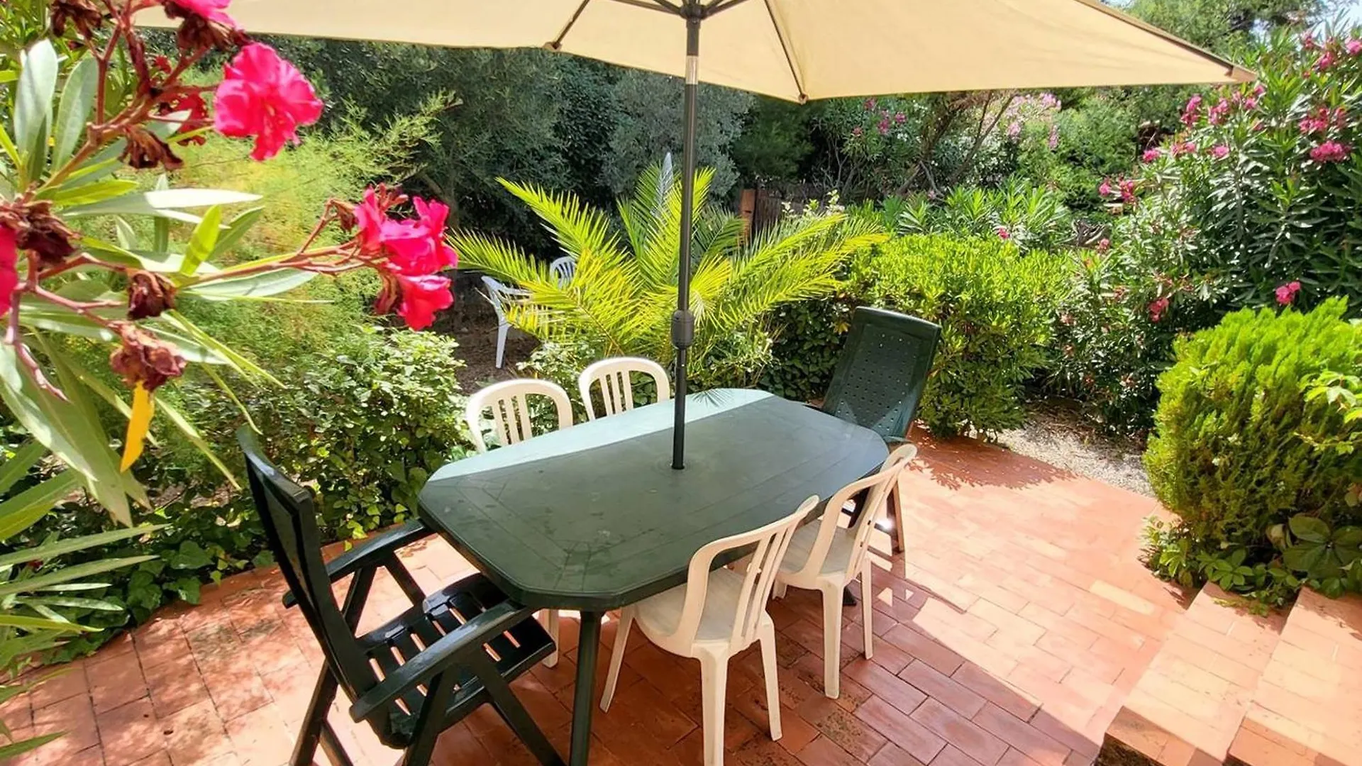 Maison T3 Climatisee Avec Jardin, Garage Privatif Et Terrasse A 900 M Des Plages - Animaux Admis - Fr-1-316-272 Six-Fours-les-Plages